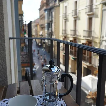 «el Balcon De La Calle Mayor» *