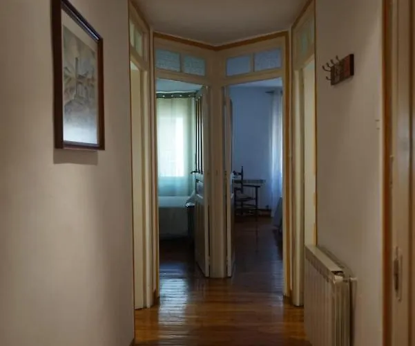 «el Balcon De La Calle Mayor» *