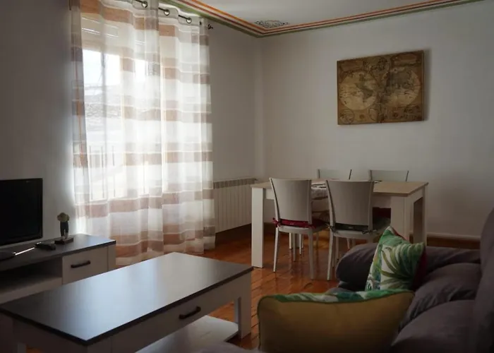 «el Balcon De La Calle Mayor» *